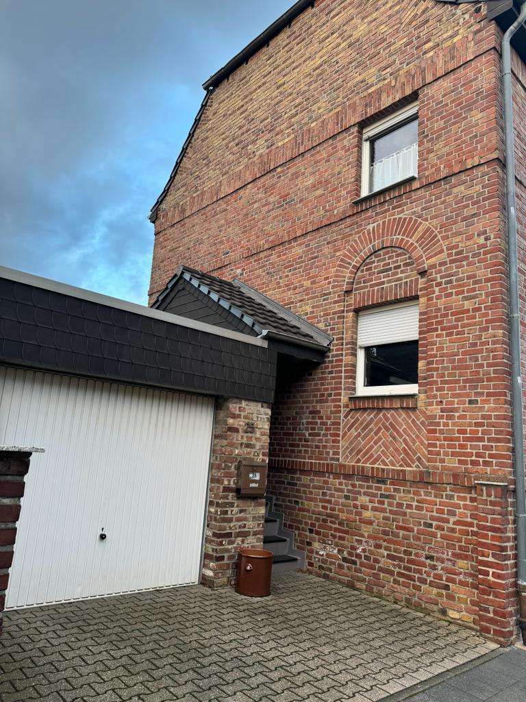Garage Doppelhaush�lfte J�chen