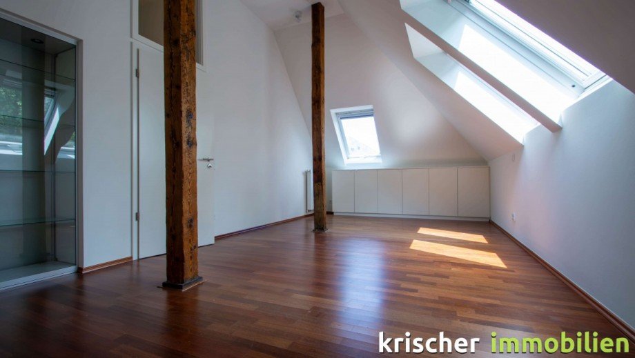 Schlafzimmer Dachgeschosswohnung D�sseldorf