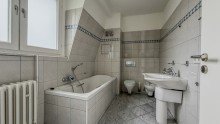 gro�es Bad im 3.OG Exklusive Villa an der Cecilienallee - Wohnen und Arbeiten in D�sseldorfs feinster Rheinlage