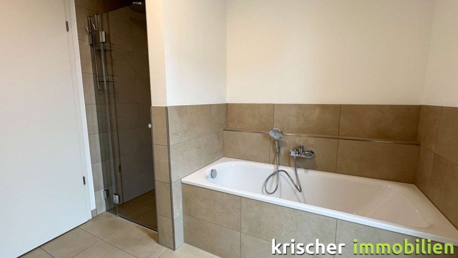 Badezimmer Doppelhaush�lfte D�sseldorf