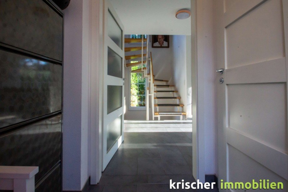 Eingangsbereich Doppelhaush�lfte Ratingen