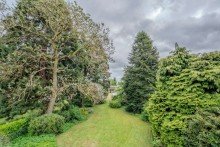 Garten Familienidylle in Bestlage von J�chen - Freistehendes Einfamilienhaus mit park�hnlichem S�dgarten.