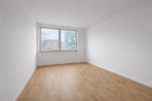 Schlafzimmer Erstbezug nach Sanierung - Urbanes Wohnen mit spektakul�rem Rheinturm-Blick