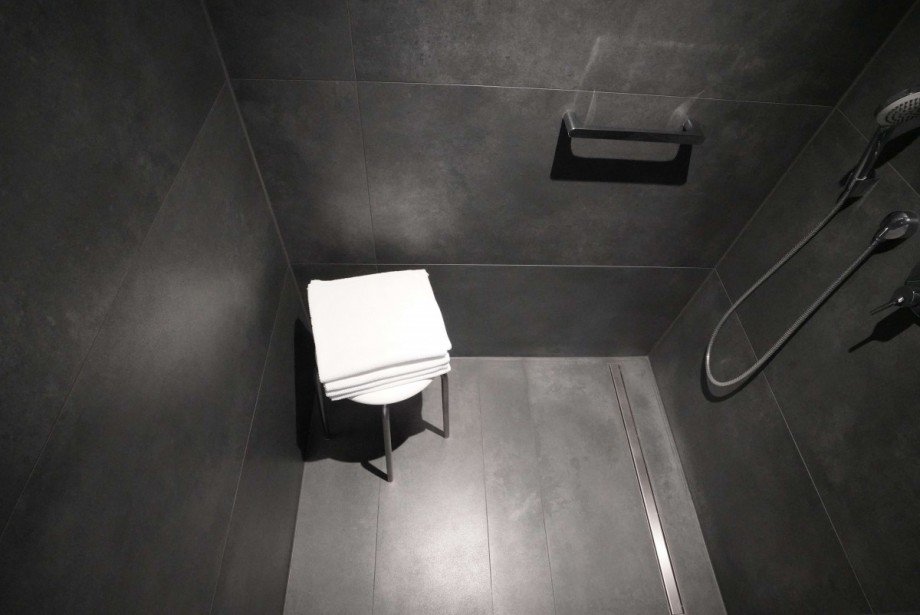 Badezimmer Dachgeschosswohnung D�sseldorf