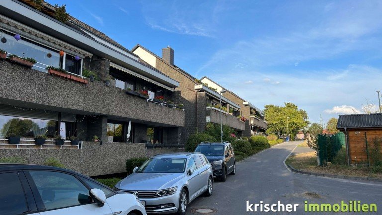 Hausansicht Ratingen Etagenwohnung Ratingen Eggerscheidt! Ruhige Wohnung - aktuell gut vermietete Wohnung mit 2 Balkonen zu kaufen!