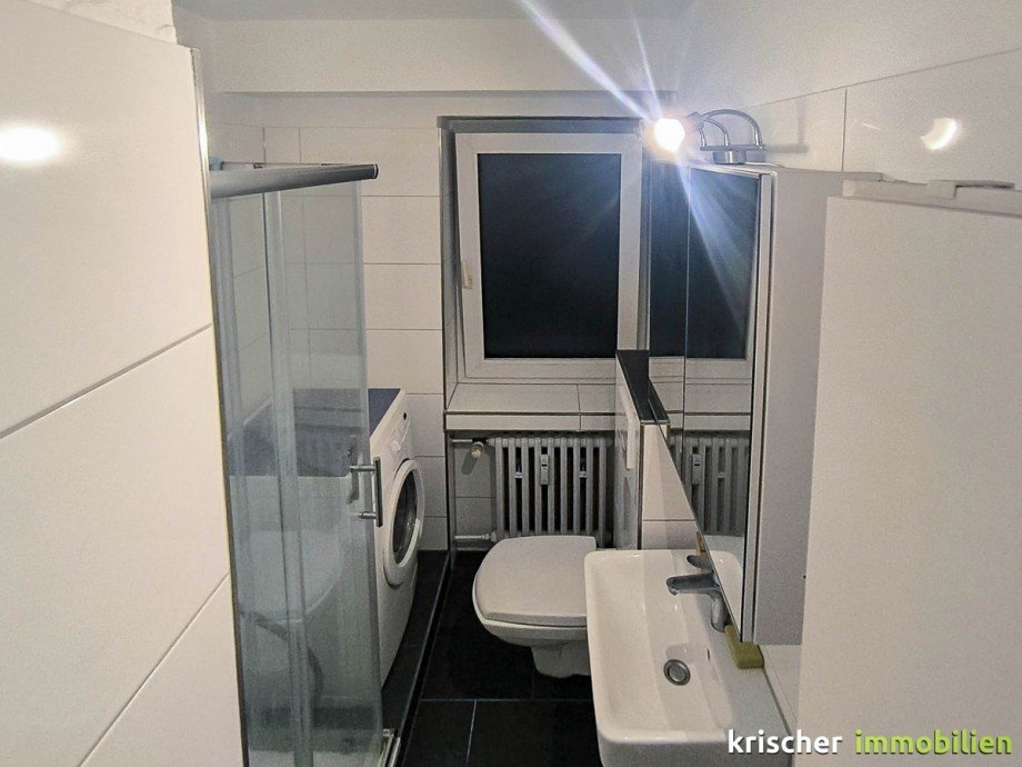 Badezimmer 3Zi.-Whg. Mehrfamilienhaus D�sseldorf