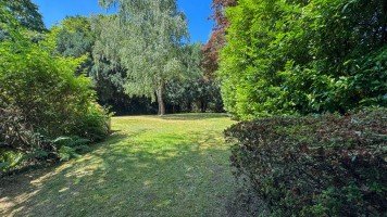 Hauptbild Freistehender Bungalow mit viel Potenzial in D�sseldorf-Stockum - gro�z�giges Grundst�ck