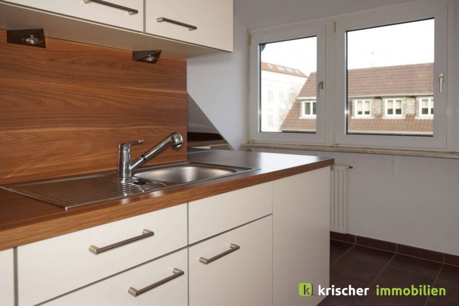 Einbauk�che 2OG / DG Mehrfamilienhaus D�sseldorf