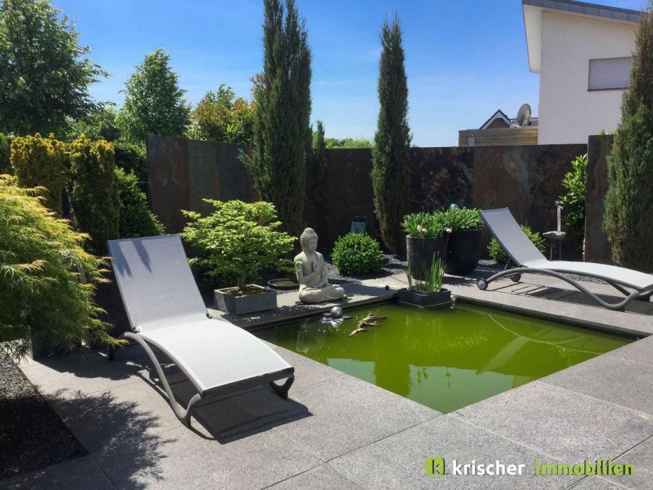 Gartenanlage mit Teich Einfamilienhaus W�lfrath