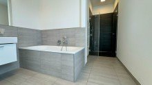Master Badezimmer Grafental - exklusives Penthouse - grosse Terrasse - 2 B�der - 3 TG Stellpl�tze - zu kaufen