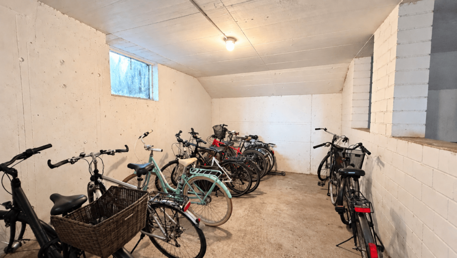Fahrradkeller. Etagenwohnung D�sseldorf