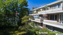 Gartenansicht Oberkassel renovierte 3 Zimmerwohnung mit neuem Parkett, neuem Bad und grossem Balkon zu mieten!
