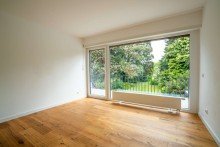 Kind Familienidylle in Bestlage von J�chen - Freistehendes Einfamilienhaus mit park�hnlichem S�dgarten.