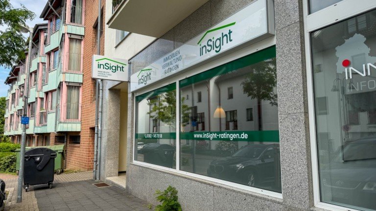 Aussenansicht. Ratingen B�rofl�che Repr�sentative B�rofl�che in Ratingen Mitte.