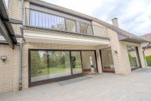 Terrasse Familienidylle in Bestlage von J�chen - Freistehendes Einfamilienhaus mit park�hnlichem S�dgarten.