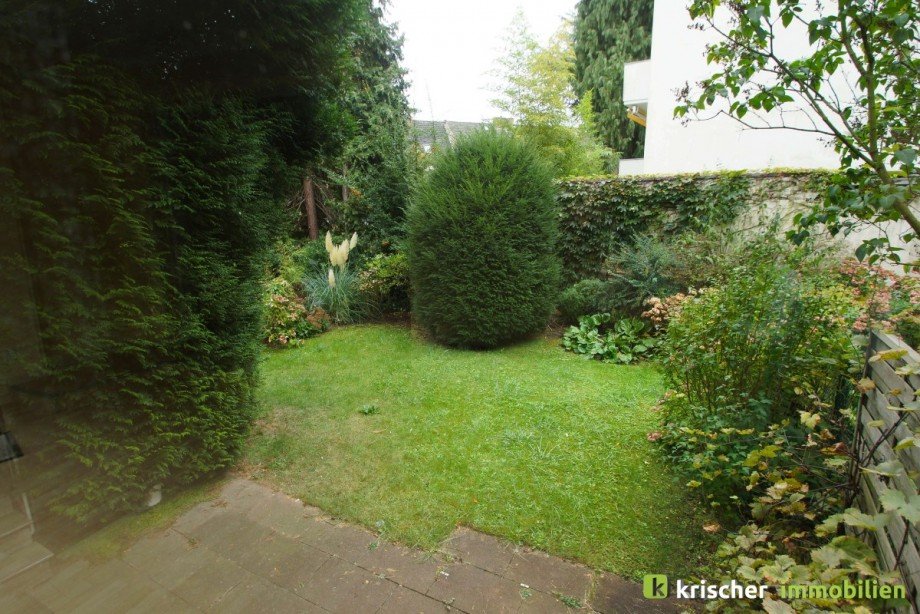 Garten EG Mehrfamilienhaus D�sseldorf