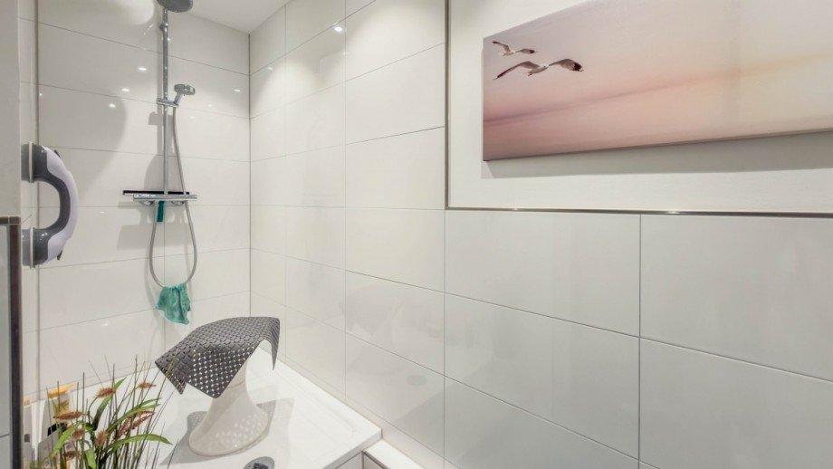 3Zi.-Whg. 2OG Badezimmer Mehrfamilienhaus M�lheim an der Ruhr