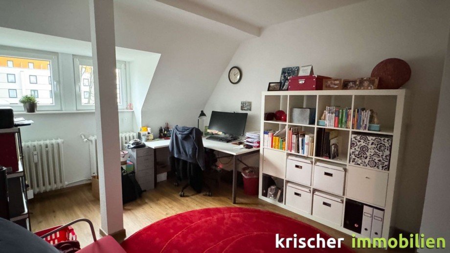 Arbeitszimmer DG Mehrfamilienhaus D�sseldorf