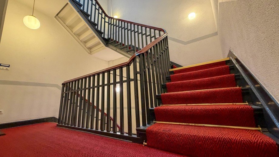 Treppenhaus. Etagenwohnung D�sseldorf