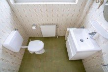 G�ste-WC Familienidylle in Bestlage von J�chen - Freistehendes Einfamilienhaus mit park�hnlichem S�dgarten.