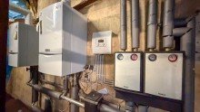 Heizungsanlage Kapitalanlage: Wohn- & Gesch�ftshaus (Eckhaus) mit 15 Wohnungen - 1 Gewerbefl�che sowie 1 Garage
