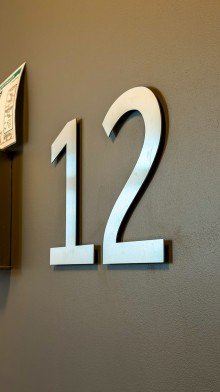 12. Stock! Toulouser Allee - Herrlicher Ausblick �ber D�sseldorf - komplett m�blierte Wohnung zu mieten!