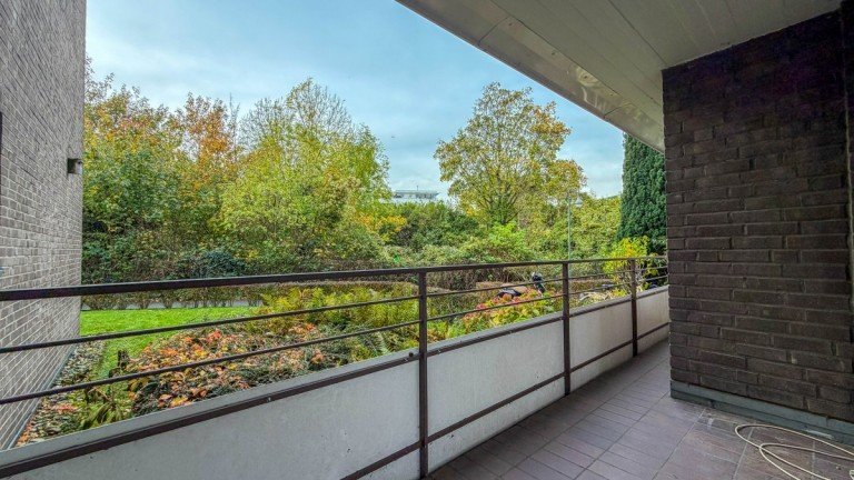 Balkon D�sseldorf Etagenwohnung Oberkassel in ruhiger Lage - 3 Zimmerwohnung mit 2 Balkonen zu kaufen!