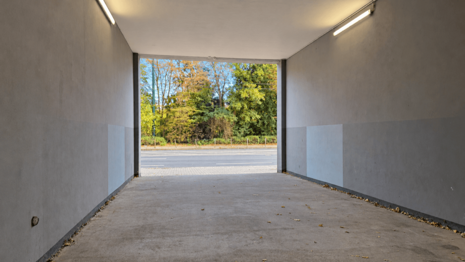 Einfahrt. Tiefgarage D�sseldorf