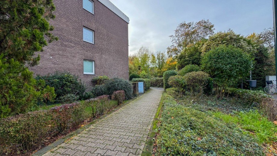 Zugang zum Haus Etagenwohnung D�sseldorf