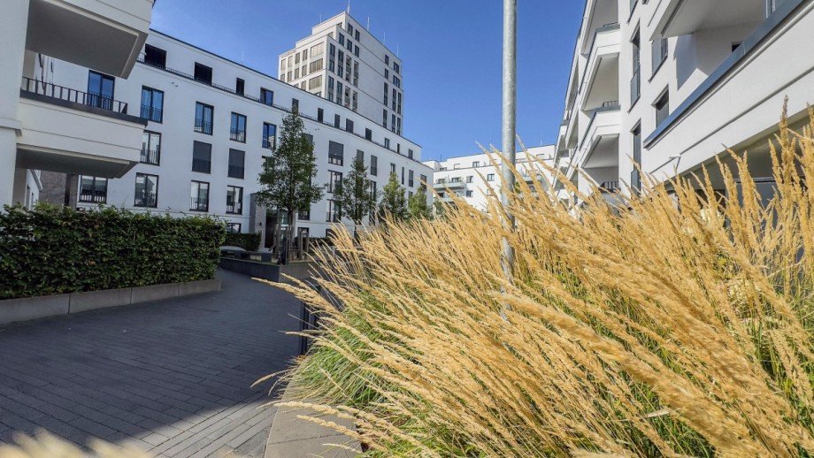 Der Innenhof. Etagenwohnung D�sseldorf