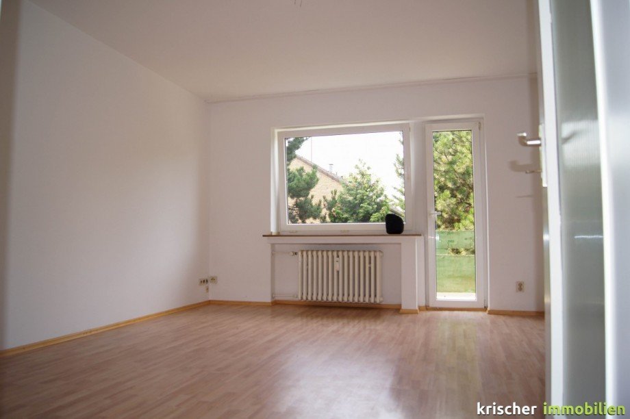 Wohnzimmer 3Zi.-Whg. Mehrfamilienhaus D�sseldorf