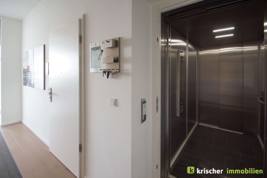 direkter Zugang zum Lift Penthousewohnung D�sseldorf
