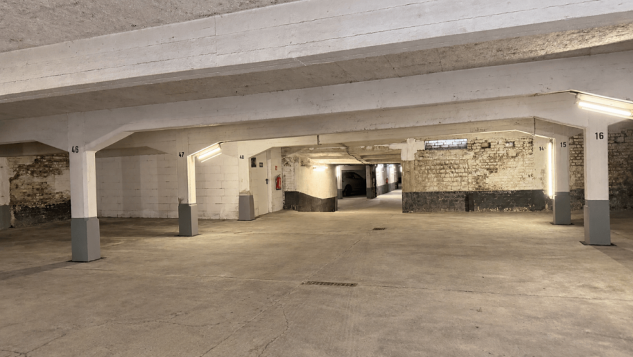 untere Ebene. Tiefgarage D�sseldorf