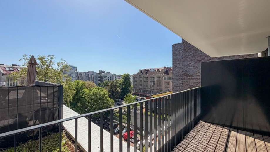 Balkon. Etagenwohnung Berlin