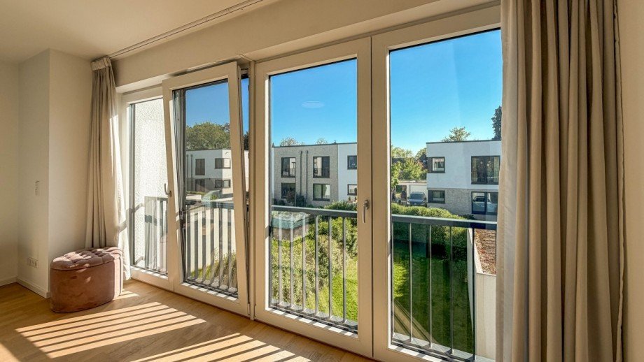 Ausblick. Doppelhaush�lfte Neuss