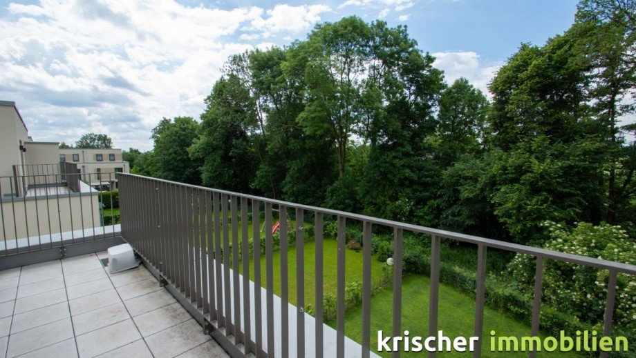 Balkon 2OG Doppelhaush�lfte D�sseldorf