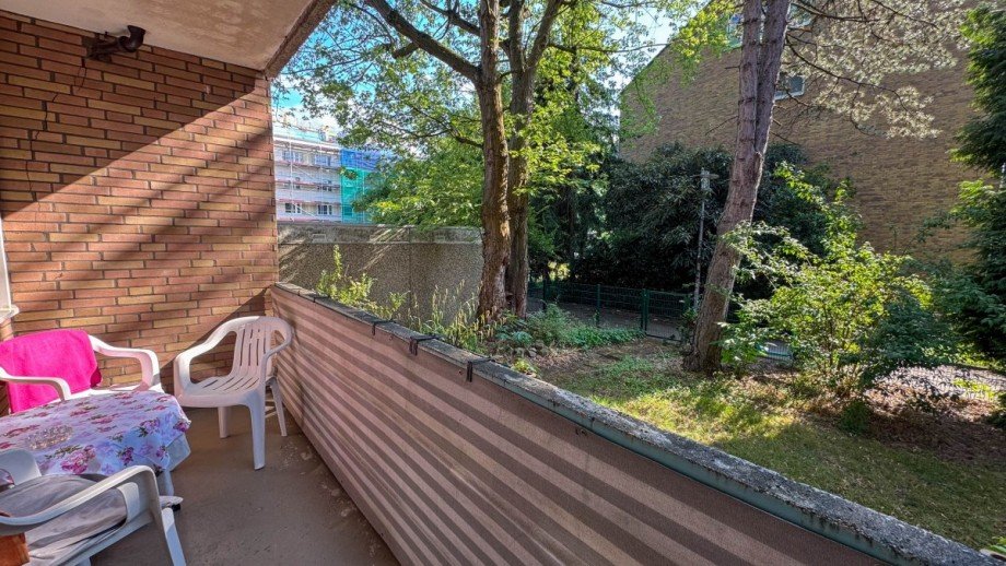 Balkon App. Mehrfamilienhaus D�sseldorf