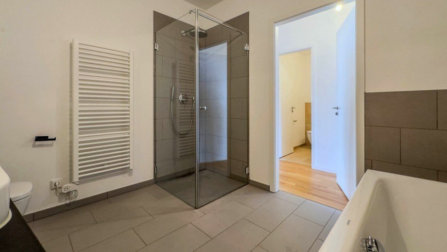 Badezimmer. Etagenwohnung D�sseldorf