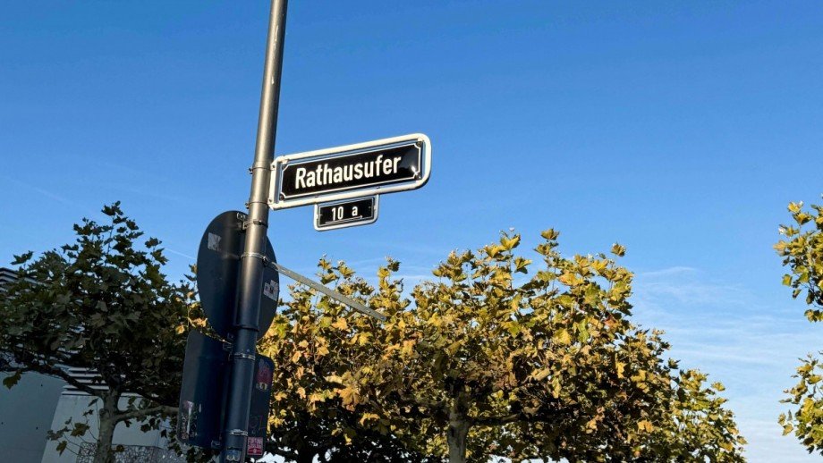 Rathausufer... B�rofl�che D�sseldorf