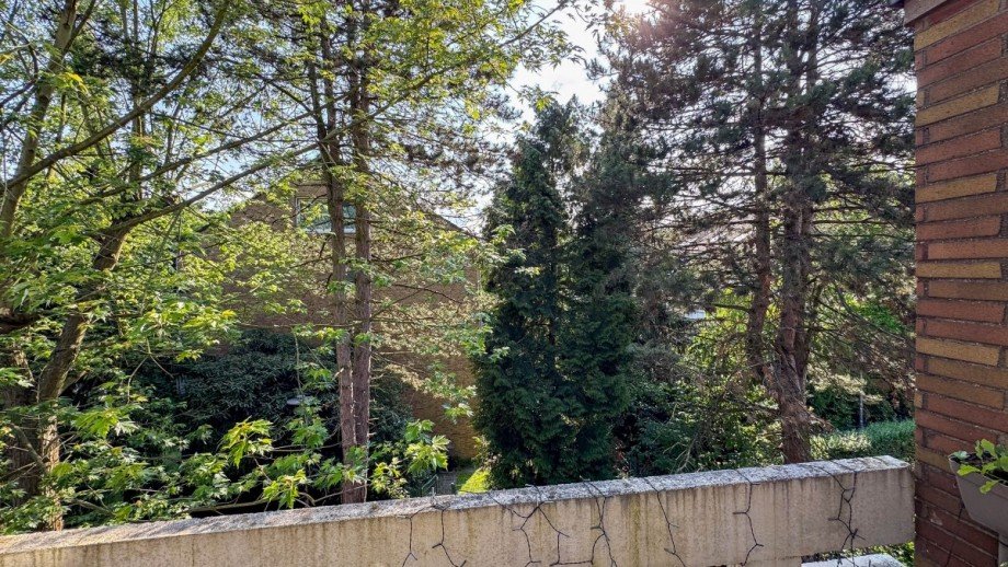 Ausblick Balkon Mehrfamilienhaus D�sseldorf