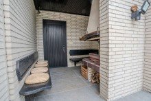 Aussenkamin Familienidylle in Bestlage von J�chen - Freistehendes Einfamilienhaus mit park�hnlichem S�dgarten.