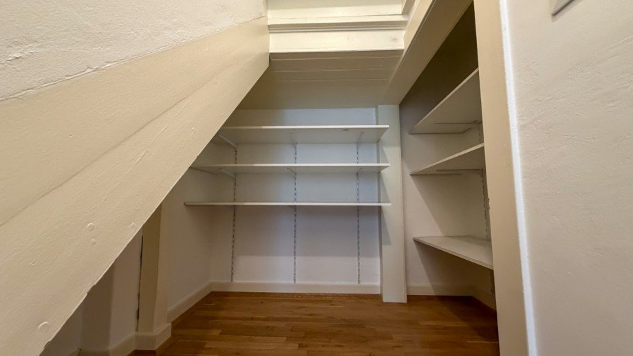 begehbarer Kleiderschrank Stadthaus D�sseldorf
