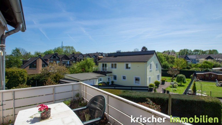 Ausblick Ratingen Etagenwohnung Sonnige und ruhige Wohnung mit Platz f�r die kleine Familie n�he Gr�ner See zu kaufen!