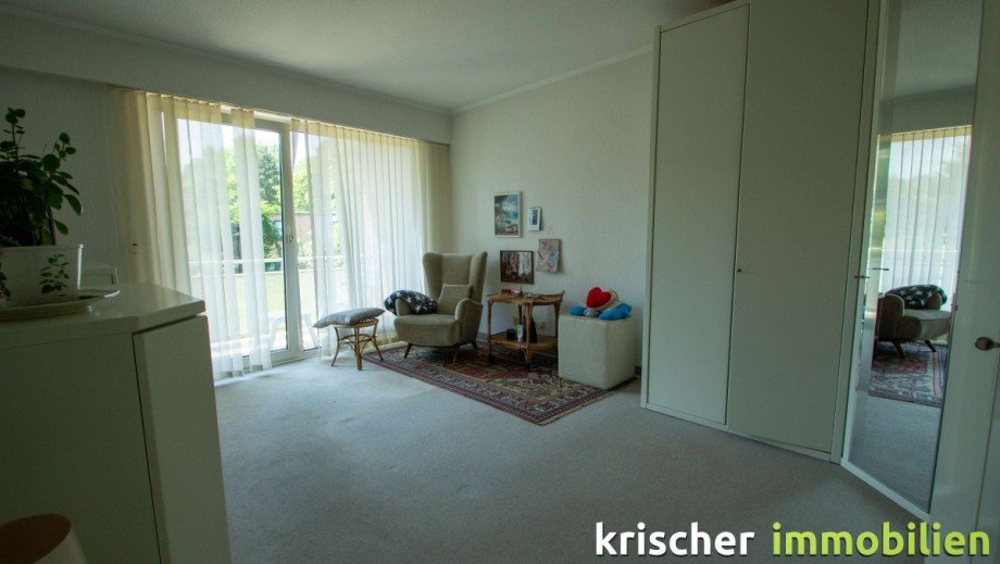 Schlafzimmer Reihenmittelhaus D�sseldorf
