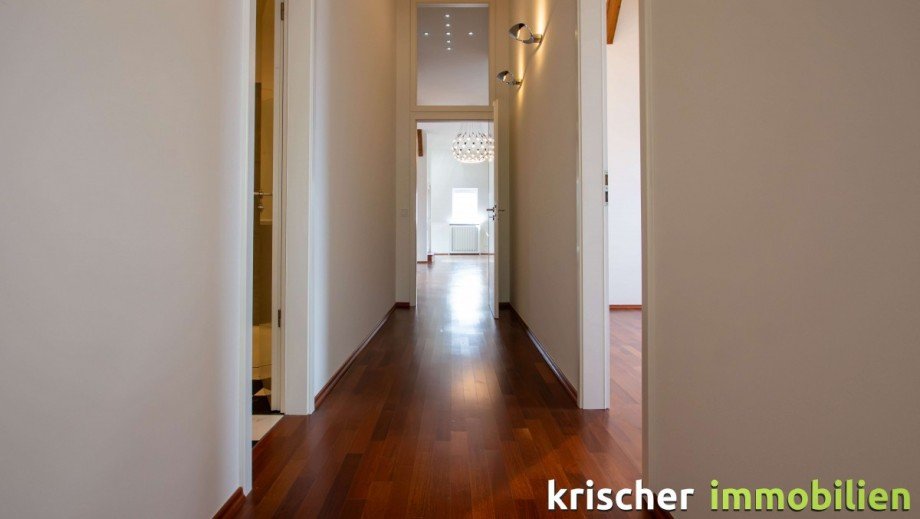 Flur Dachgeschosswohnung D�sseldorf